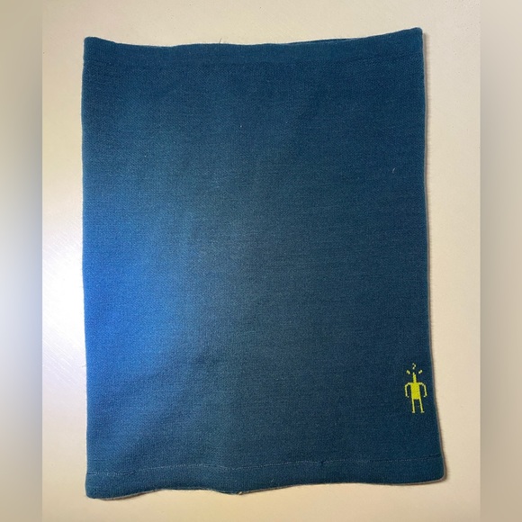 Smartwool Accessories - Smartwool Merino Wool Neck Gaiter Navy Blue One Size EUC Smart Wool Midnight